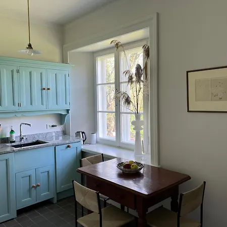 Apartament, Dwor * Kuflew