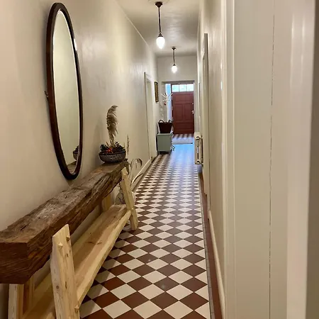 Apartament, Dwor Apartment *